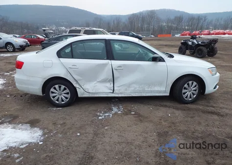 2014 Volkswagen Jetta 2.0L S z USA, uszkodzony, nr VIN 3VW2K7AJ9EM418030